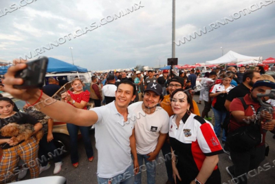 DISFRUTAN MILES DE FAMILIAS DEL CAR FEST 2022