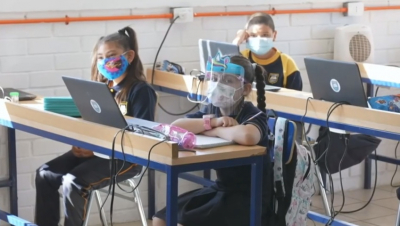 VIDEO Se recuperan papeler&iacute;as y tiendas de uniformes con regreso a clases presenciales