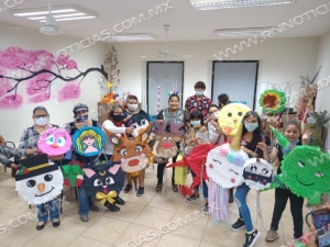Viven en &#039;Palmares&#039; un cierre de cursos muy navideño