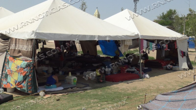 Migrantes varados en Nuevo Laredo con esperanza de cruzar a Estados Unidos