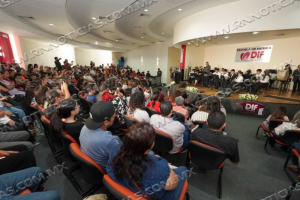 SISTEMA DIF IMPULSAN EL TALENTO DE 230 ESTUDIANTES EN EL RECITAL DE LA ESCUELA DE M&Uacute;SICA