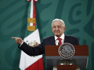 Plantea López Obrador a Biden &#039;dar&#039; visas a centroamericanos