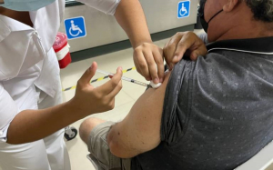 Mueren 6 por influenza llama Salud a vacunarse