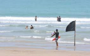 Resguardan &aacute;rea peligrosa en Miramar