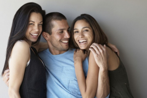 Hombre se ampara para poder casarse con dos o m&aacute;s parejas en Puebla