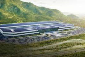 Construcci&oacute;n de la planta de Tesla iniciar&aacute; en marzo: Samuel Garc&iacute;a