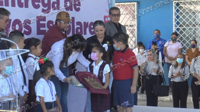 Inicia Gobierno de Nuevo Laredo entrega de uniformes y &uacute;tiles escolares