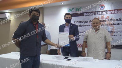 Becan a trabajadores de maquiladoras para estudiar en la Universidad Tecnológica