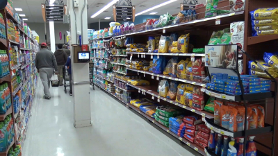 VIDEO Altos precios de la canasta b&aacute;sica impactan econom&iacute;a familiar