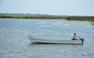 Marina recorre sistema lagunario para evitar sustracci&oacute;n ilegal del agua