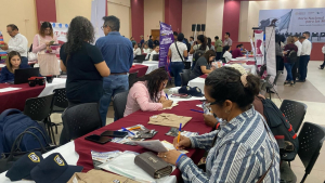 Ofertan m&aacute;s de mil empleos en Feria del empleo para las mujeres