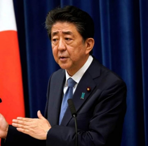 Balean al exprimer ministro japon&eacute;s, Shinzo Abe