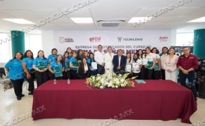 MANOS QUE HABLAN: DIF Y TECMILENIO GRADÚAN A LA PRIMERA GENERACIÓN EN LENGUA DE SEÑAS MEXICANA