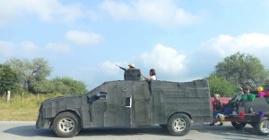 As&iacute; desfilaron en Cruillas