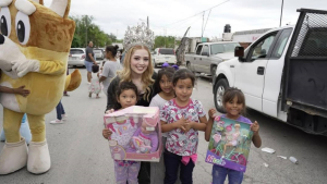 REINA DE EXPOMEX REALIZA FESTEJO POR EL DÍA DEL NIÑO