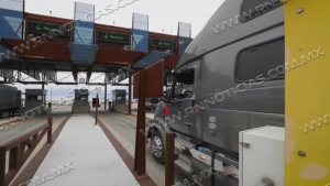 Fallas en puente del comercio mundial de Nuevo Laredo causan p&eacute;rdidas millonarias