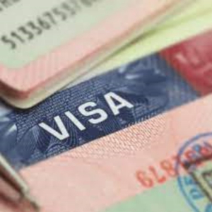 Mantendr&aacute;n en 2023 decisi&oacute;n de eximir entrevistas para ciertas visas a Estados Unidos
