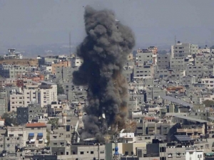 Gaza celebra un lúgubre Eid; Hamas e Israel siguen ataques