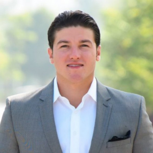 Samuel García propone 36 horas de cárcel a quien ofenda al gobernador de Nuevo León