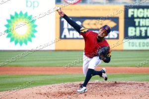 El abridor Ricardo Pinto se une al vuelo de Tecos