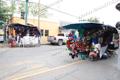 EXHORTA GOBIERNO MUNICIPAL A COMERCIANTES INFORMALES A TRAMITAR PERMISO DE VENTA PARA PASCUA