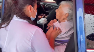 VIDEO Sector Salud inicia vacunación contra influenza a vulnerables