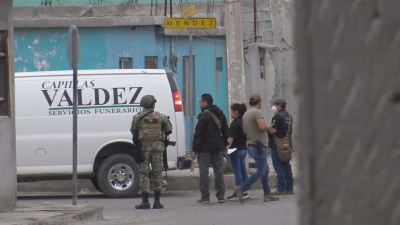 VIDEO Vinculan a proceso a 4 militares por masacre de 5 j&oacute;venes en Nuevo Laredo