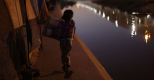 «Es hora de que te vayas»: Niños inmigrantes reciben cartas del Gobierno de Estados Unidos