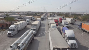 Falta de operadores de carga persiste en Nuevo Laredo y el pa&iacute;s; sector mantiene d&eacute;ficit de hasta 80 mil plazas
