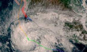 &lsquo;Roslyn&rsquo; impactar&iacute;a en Nayarit como hurac&aacute;n categor&iacute;a 2