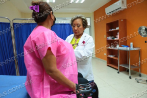 OFRECEN CL&Iacute;NICAS UNE SERVICIOS GRATUITOS PARA MUJERES POR MES DE LA LUCHA CONTRA EL C&Aacute;NCER DE MAMA