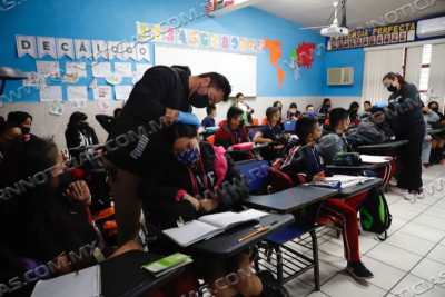 ATIENDEN A ESTUDIANTES DE PRIMARIA ENRIQUE REBSAMEN CON BRIGADA DE SALUD MUNICIPAL