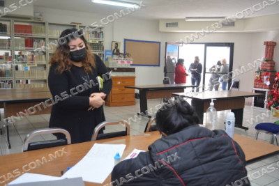 REALIZAN INDUCCI&Oacute;N EN L&Iacute;NEA PARA ALUMNOS REGISTRADOS A LA PREPARATORIA ABIERTA MUNICIPAL