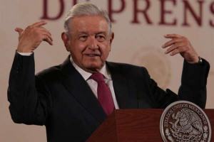 AMLO vetar&aacute; el dictamen que eleva castigos por injurias contra su cargo