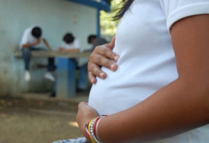 Hay 500 embarazos adolescentes al a&ntilde;o