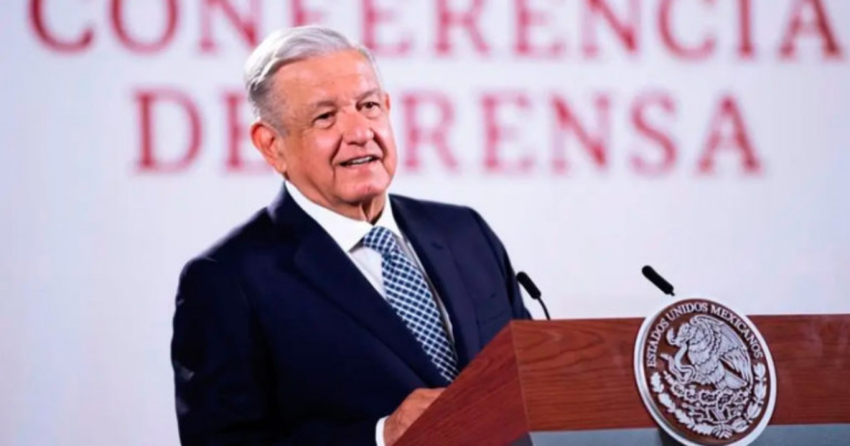 &ldquo;No descarto que el gobierno haga una solicitud para tener un banco&rdquo;: AMLO