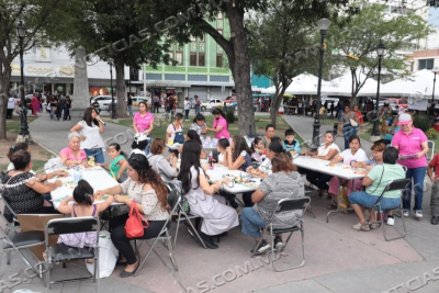 IMPULSA GOBIERNO MUNICIPAL EMPODERAMIENTO DE LAS MUJERES CON MERCADITA FEMINISTA