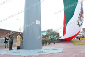 CONMEMORAN AUTORIDADES DE NUEVO LAREDO D&Iacute;A DE LA BANDERA