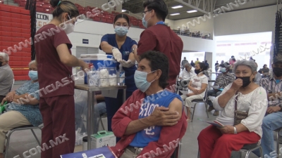Culmina vacunación de adultos mayores en Nuevo Laredo