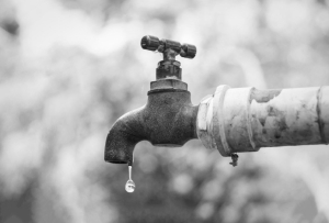 M&aacute;s de 70 colonias de Victoria se quedan sin servicio de agua por fallas