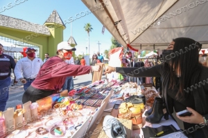 EMPRENDEDORES RECONOCEN EL APOYO DEL GOBIERNO POR IMPULSAR EL CONSUMO LOCAL