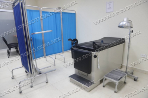 INAUGURAN CL&Iacute;NICA UNE EN EL CAMPANARIO