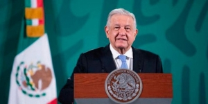 Presenta AMLO estrategia contra la violencia de los videojuegos