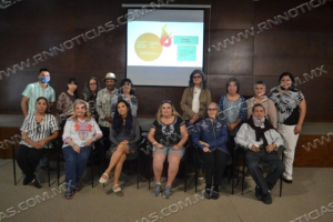 IMPARTEN DIPLOMADO EN POES&Iacute;A A ESCRITORES DE LOS DOS LAREDOS