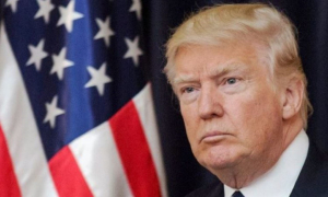 Trump será informado de acusaciones en su contra el martes; enfrentará 30 cargos