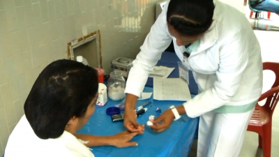 VIDEO Enfermedades cr&oacute;nicas y obesidad aumentan riesgo de muerte por covid