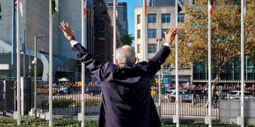 AMLO promete a migrantes mexicanos regresar a Estados Unidos