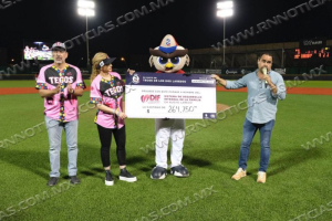 SE UNEN TECOLOTES DE LOS DOS LAREDOS Y FAMILIAS LOCALES A TOCAR CORAZONES