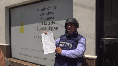 VIDEO Buscan criminalizar a Periodista de Nuevo Laredo tras denuncia contra funcionarios interpone queja en la CDHT