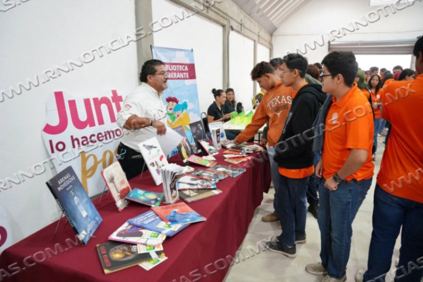 GOBIERNO DE NUEVO LAREDO ACERCA OPORTUNIDADES Y ATENCIÓN INTEGRAL A ESTUDIANTES DE LA PREPA UAT CON BRIGADA JOVEN